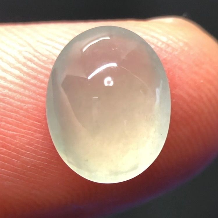 天然本翡翠 爽やか 氷種 ルース 3.40ct 薄い緑 大粒 透明度良好