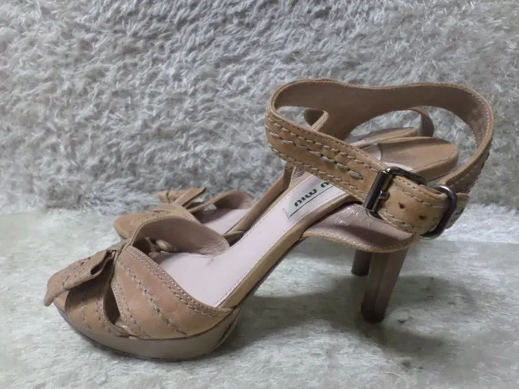 240 ミュウミュウ ピンヒール サンダル 靴 ローファー 靴 ヒール10