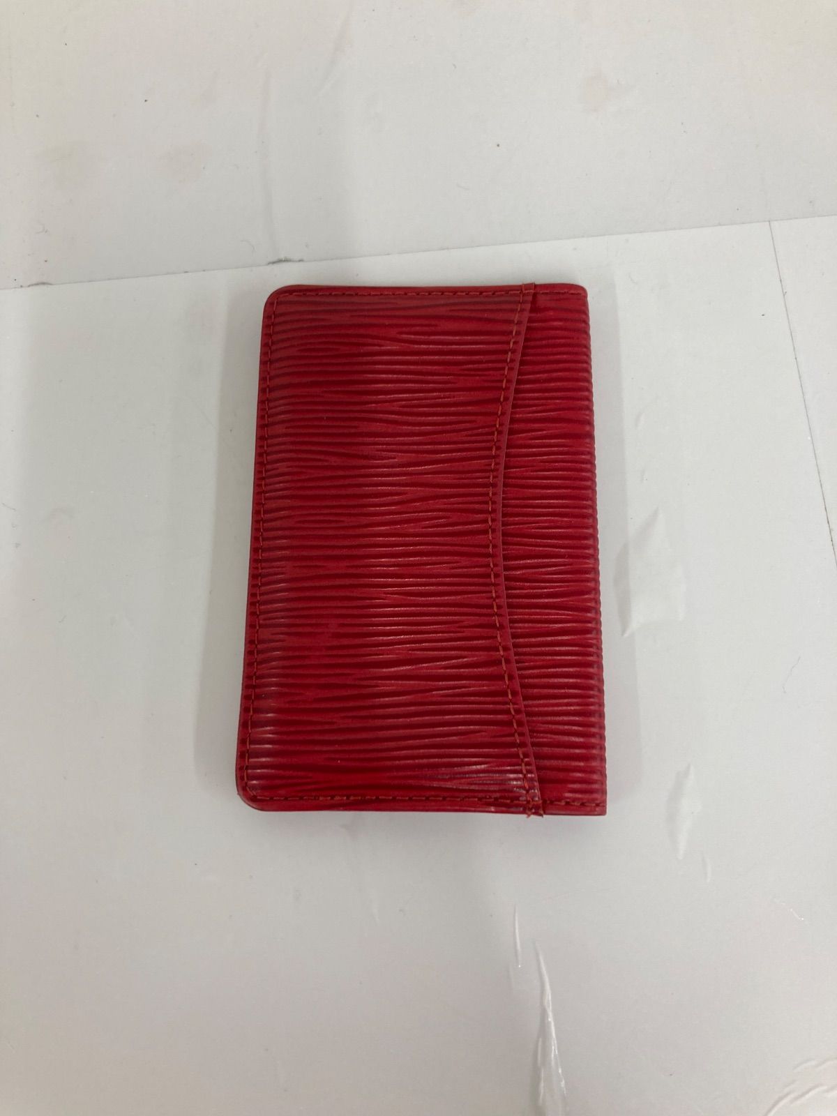 ルイヴィトン Louis Vuitton エピ レザー カードケース 赤【財布