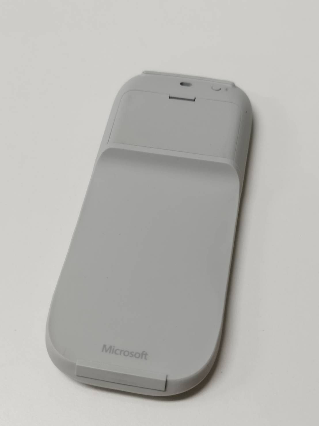 Microsoft Surface Arc モバイルマウス 1791 Microsoft Surface アーク マウス (ライト グレー、Bluetooth