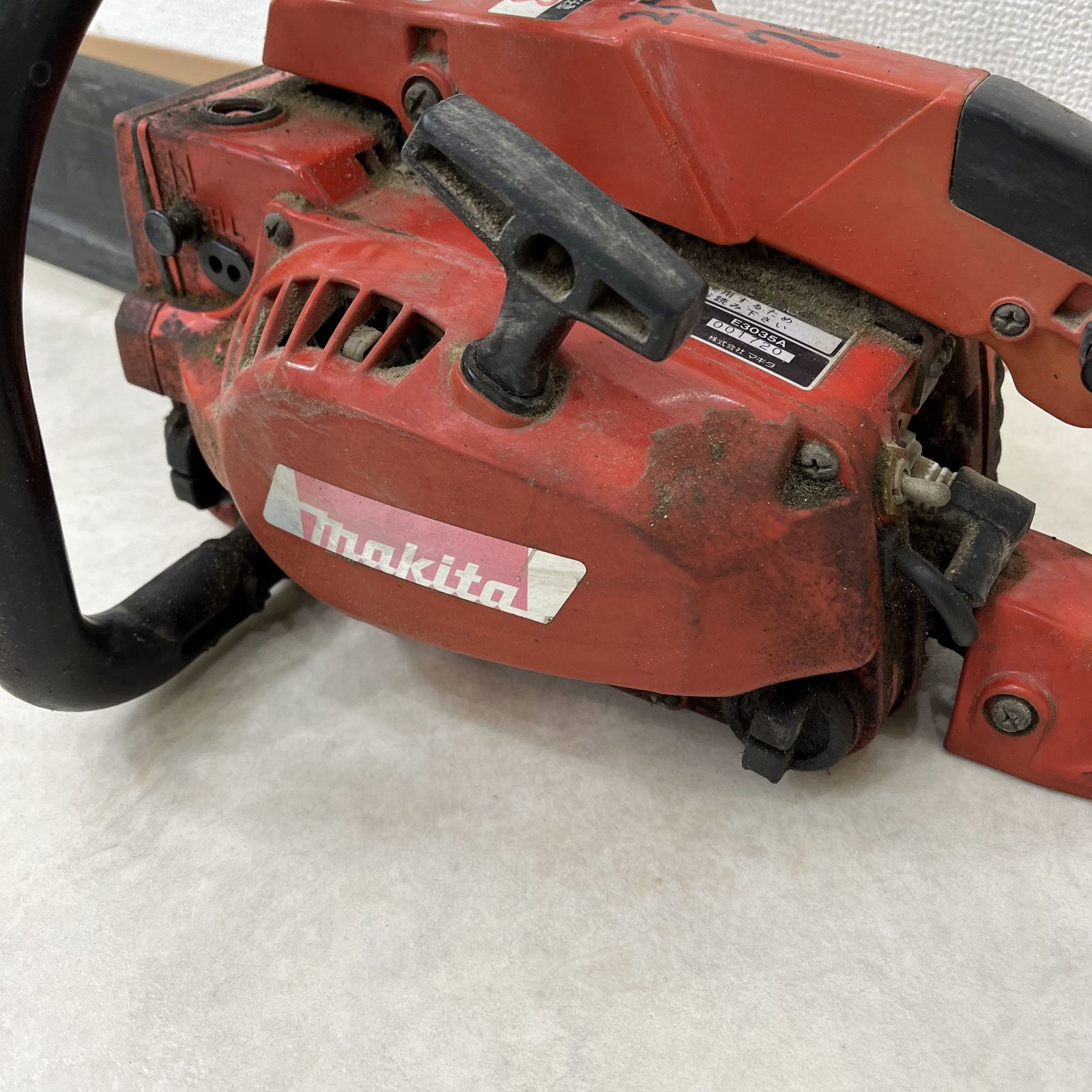 A【中古】マキタ製 makita エンジンチェーンソー E3035A - shop