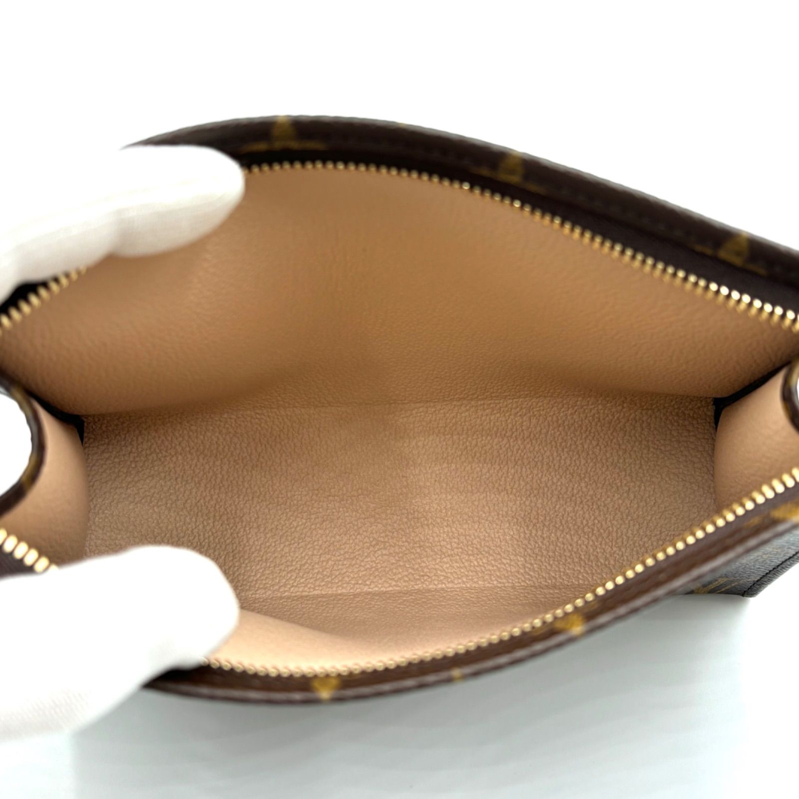 ルイヴィトン ポッシュトワレット19 コスメポーチ 化粧ポーチ  