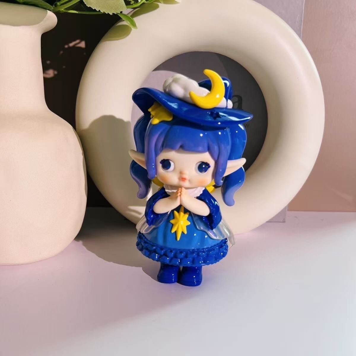 Nommi フィギュア リトルワールド　6体＋シークレット1体　7体です HiTOY 正規品 Nommi リトルワールド シリーズ アソートボックス