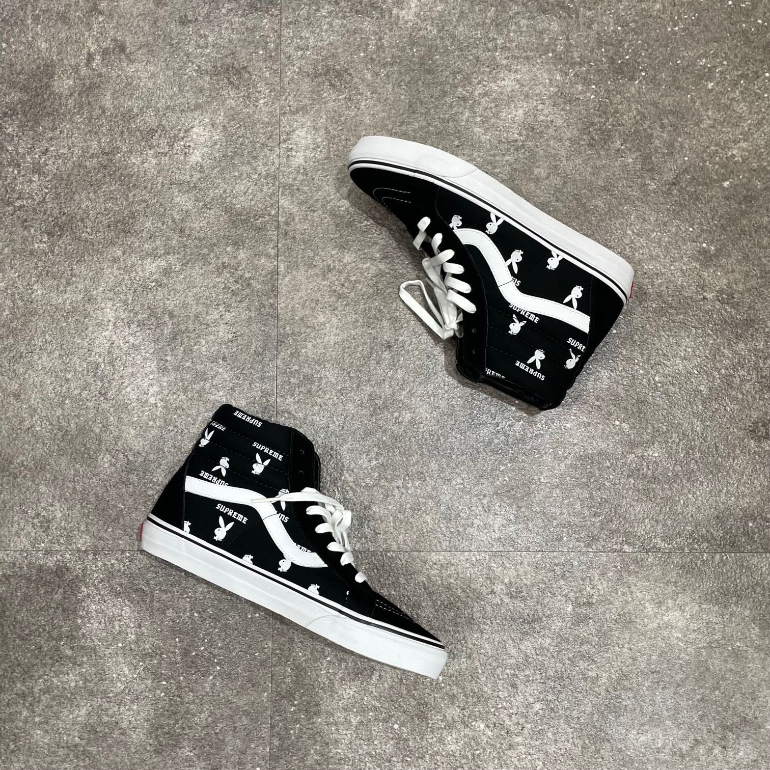 カラーブラック新品未使用 Supreme Vans Playboy ブラック26.5