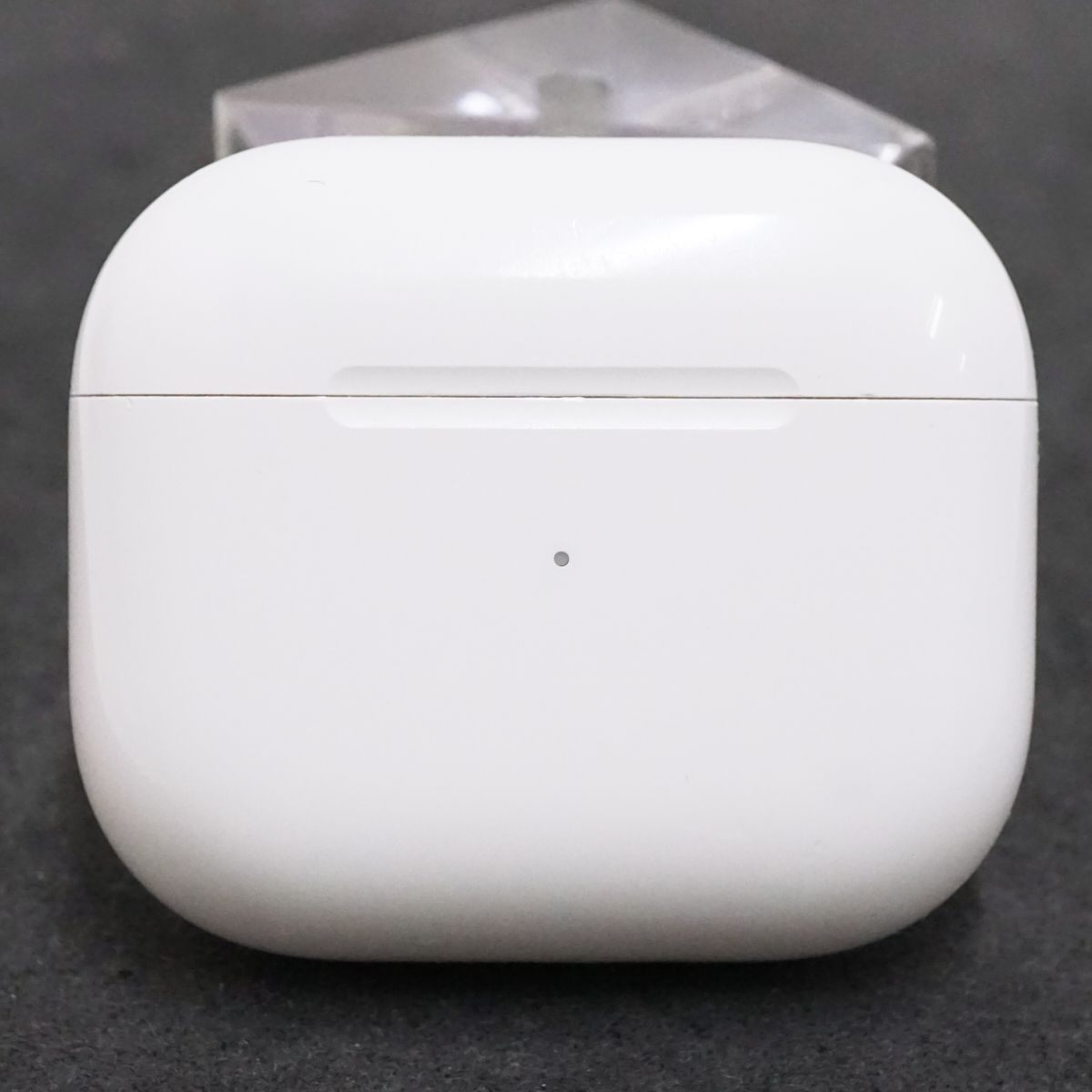 Apple AirPods 第三世代 MagSafe充電ケースのみ A2566 USED品  耐汗 耐水 MME73J/A Qi充電 完動品  T X4981