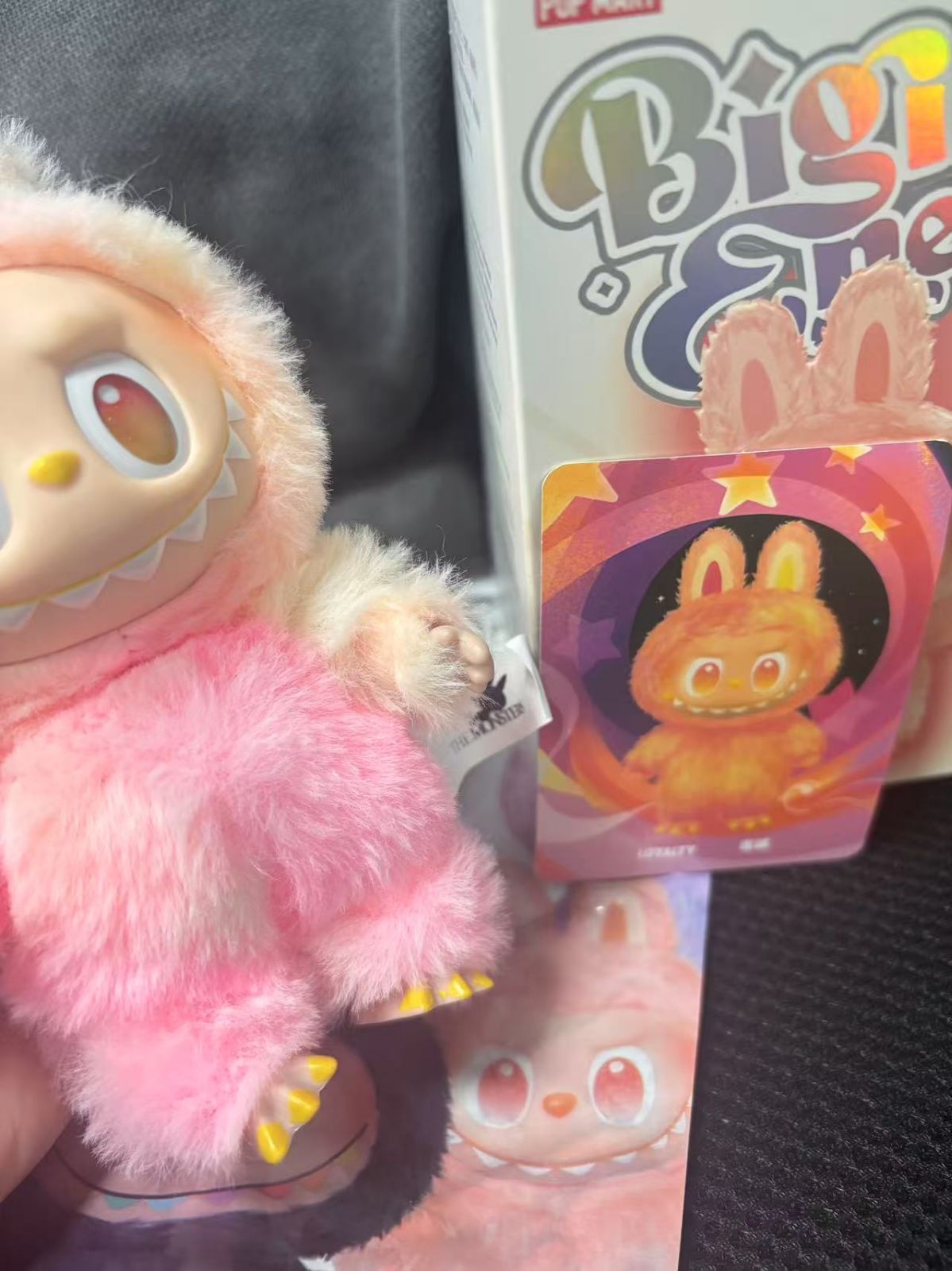 正規品 LABUBU POP MART ラブブ ポップマート Big into Energy