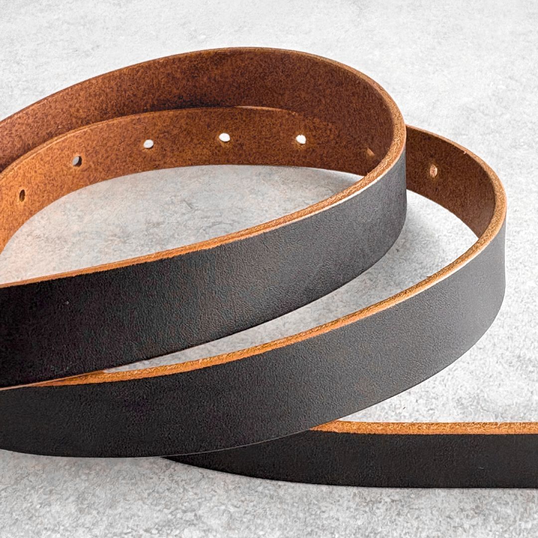 茶芯ナローベルト スタッズベルト ロングベルト 垂らすベルト メンズ