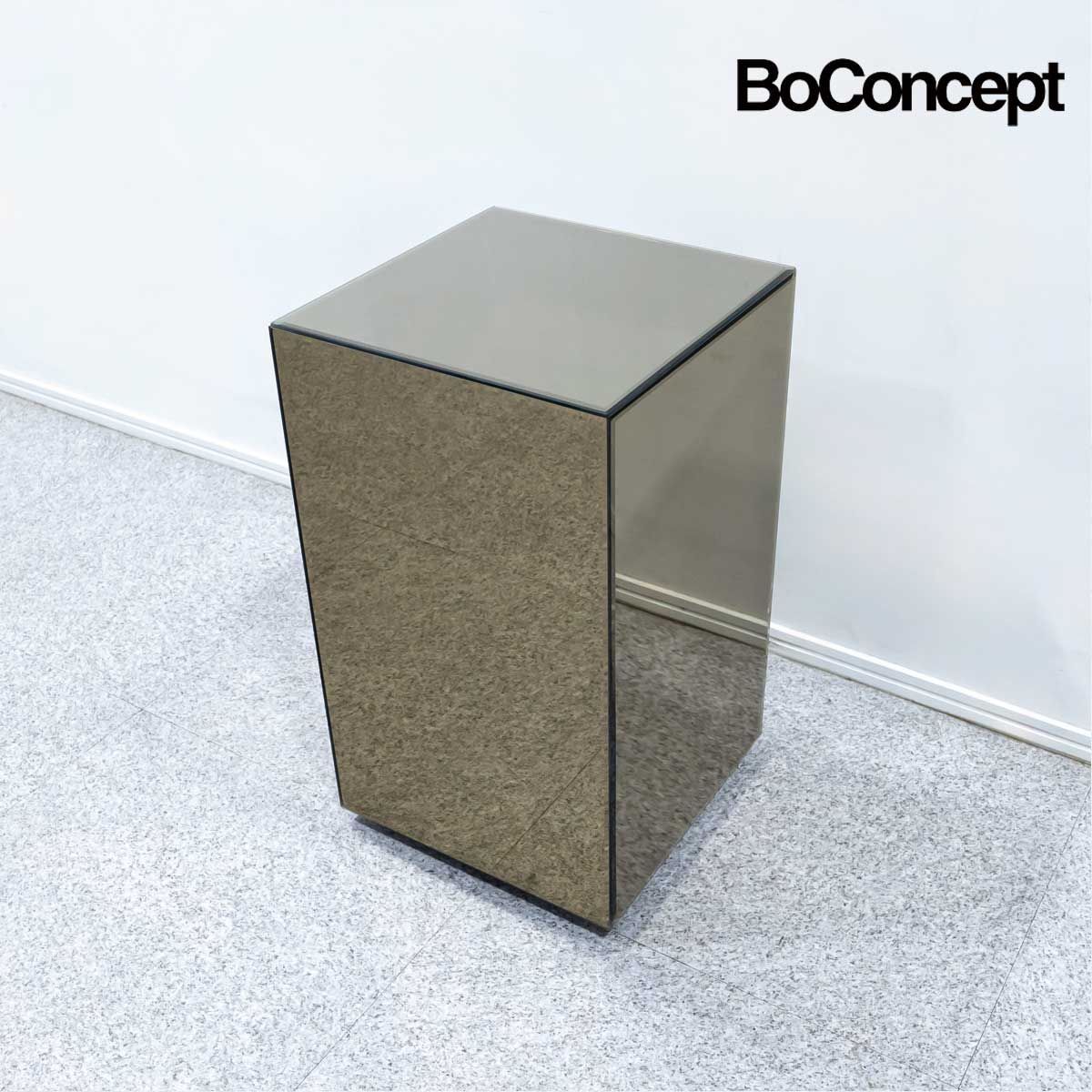 BoConcept ボーコンセプト Blockミラーテーブル 79-0324 むずかしい