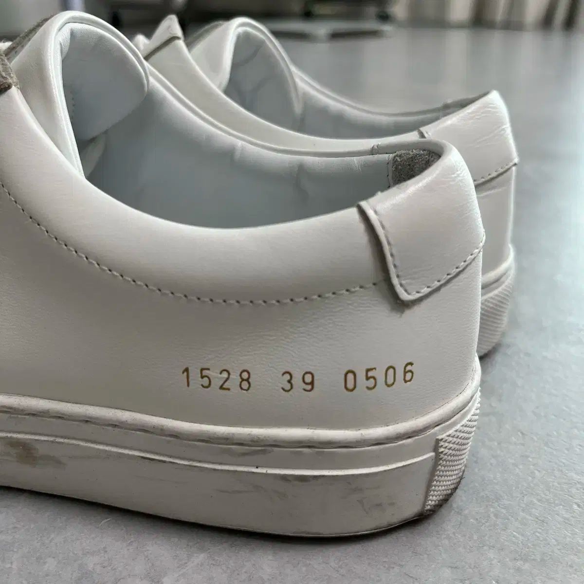 COMMON PROJECTS(コモンプロジェクツ) アキレス ロー 39 - メルカリ