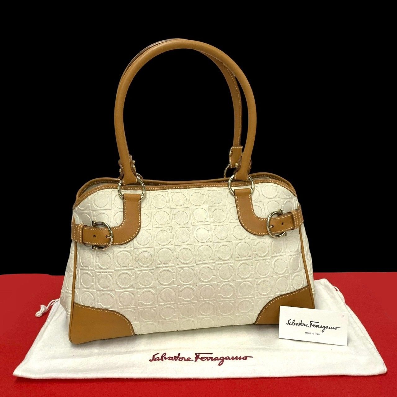 極 美品 Salvatore Ferragamo サルヴァトーレフェラガモ ガンチーニ 柄 