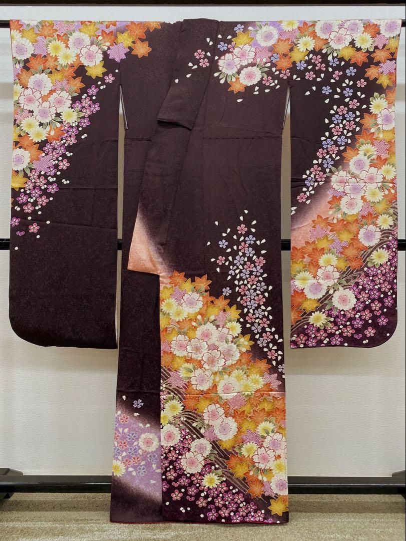振袖 豪華 刺繍 紋意匠 身丈156cm 撥水加工済 MO2896 - メルカリ