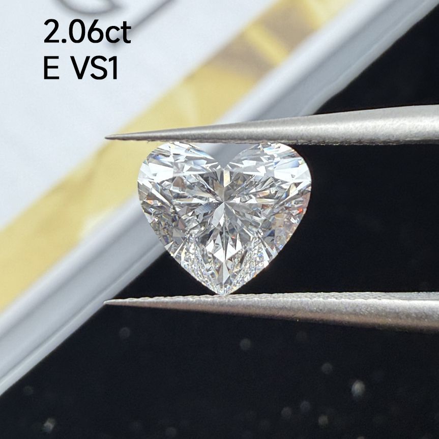 ペアラボグロウンダイヤモンド3.00ct 3.00ct E-VS1ペアラボグロウン 