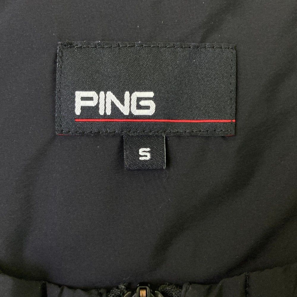 新品　ピン ゴルフウェア 中綿ジャケット　Sサイズ　ブラック サイズ：S PING ピン 2024年 ノーカラー中綿ジャケット ブラック系