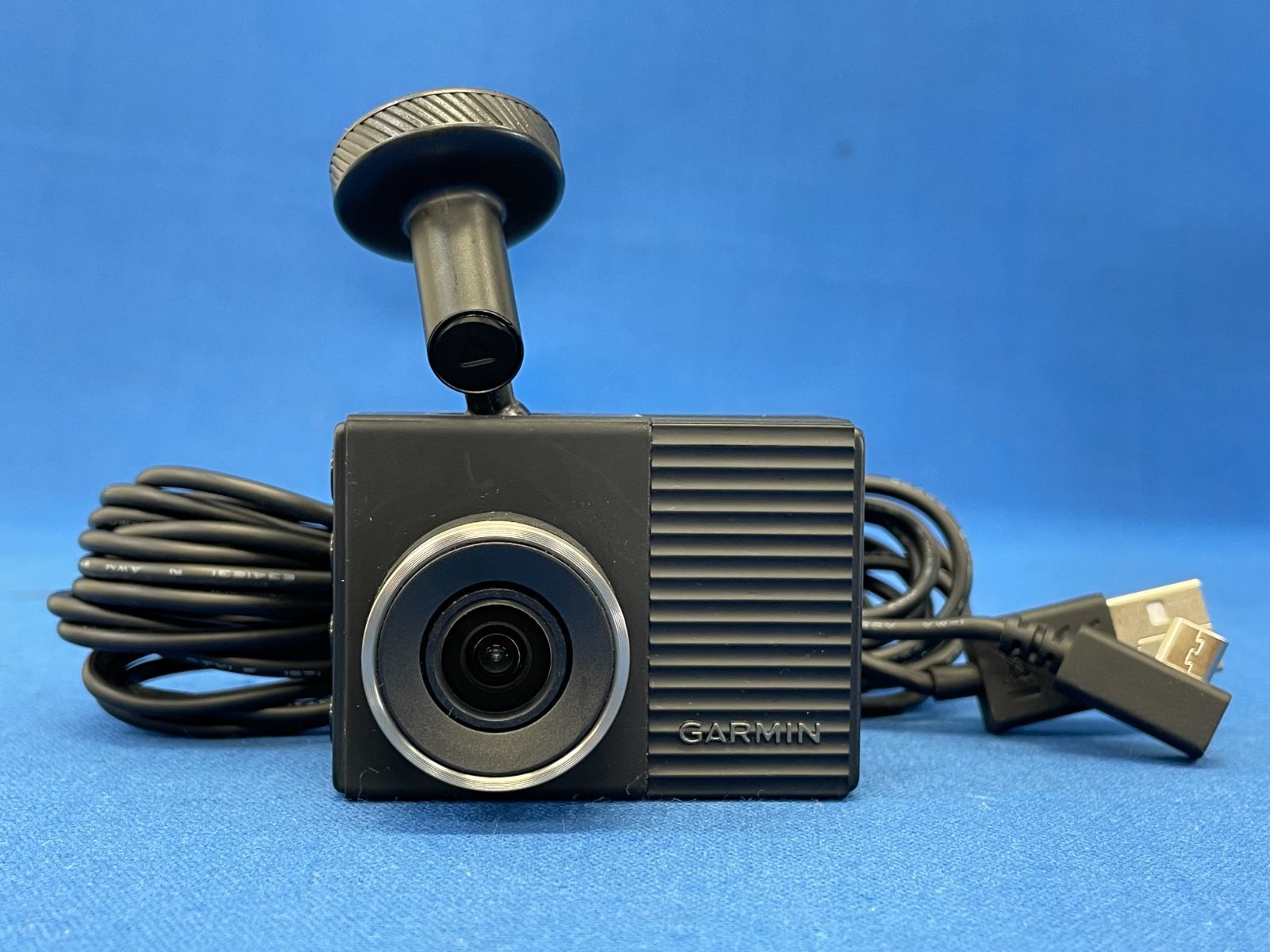 [新品未使用】garmin Dash Cam46ドライブレコーダー 中古品】garmin/ガーミン Dash Cam46 ドライブレコーダー 本体