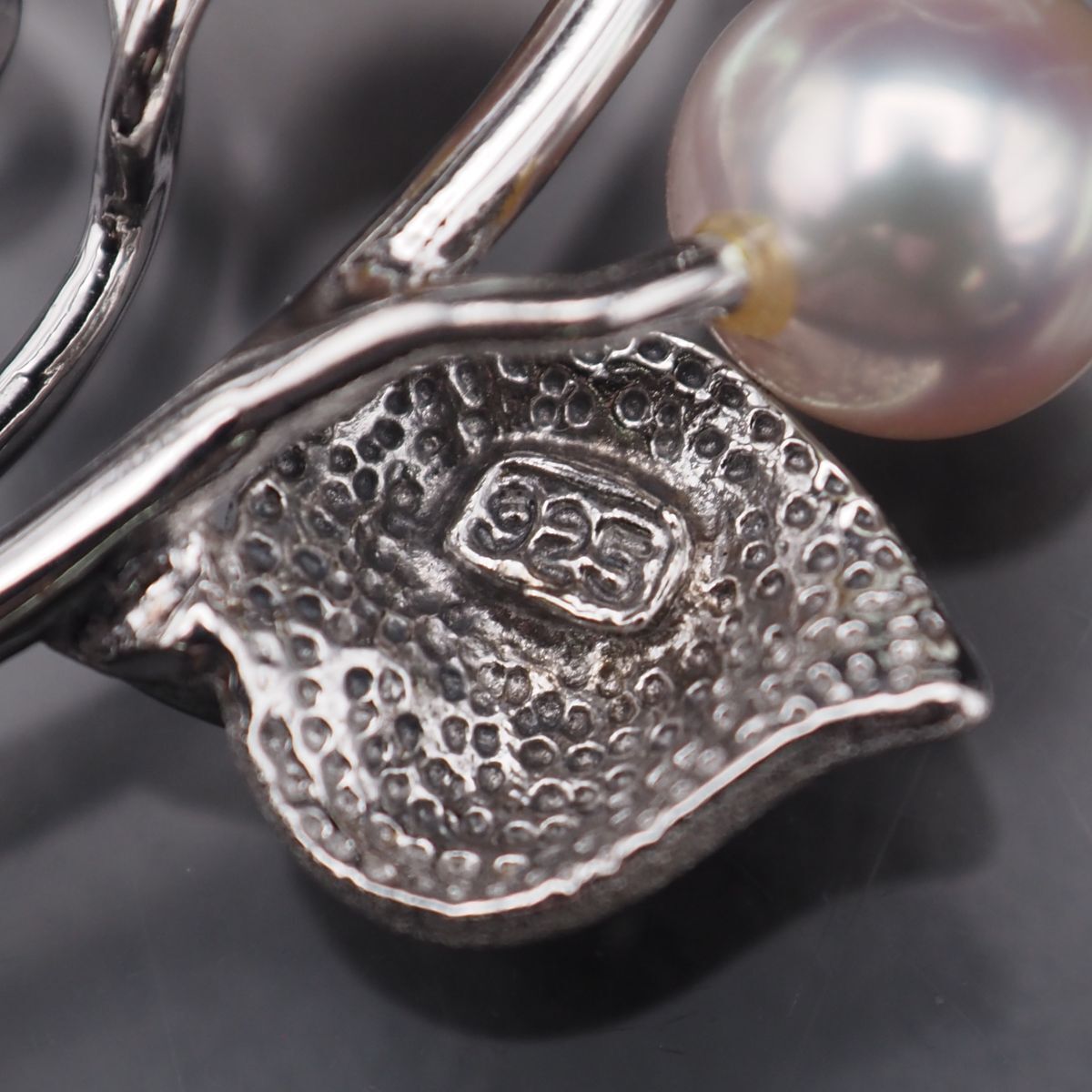 デザイン シルバー