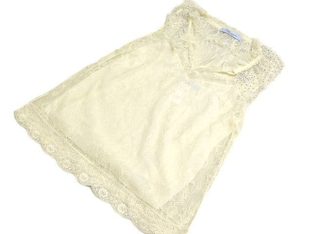 送料無料 C94 美品 Blumarine ブルマリン ノースリーブ トップス 送料無料 C94 美品 Blumarine ブルマリン ノースリーブ トップス