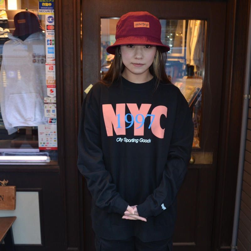 ONLY NY - Core Logo Crewneck Vintage Black –