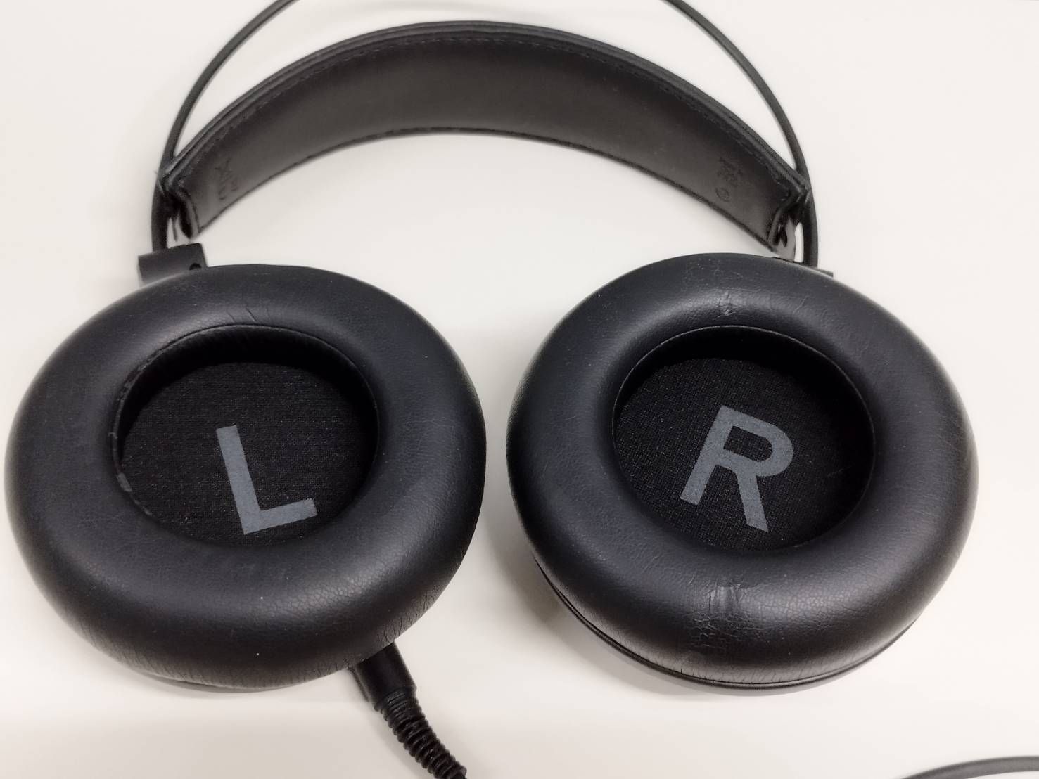 【新品未使用】AKG K245 オープンエアー型 ヘッドホン Amazon.co.jp: AKG K245-Y3 オープンエアー型 ヘッドホン ヒビノ