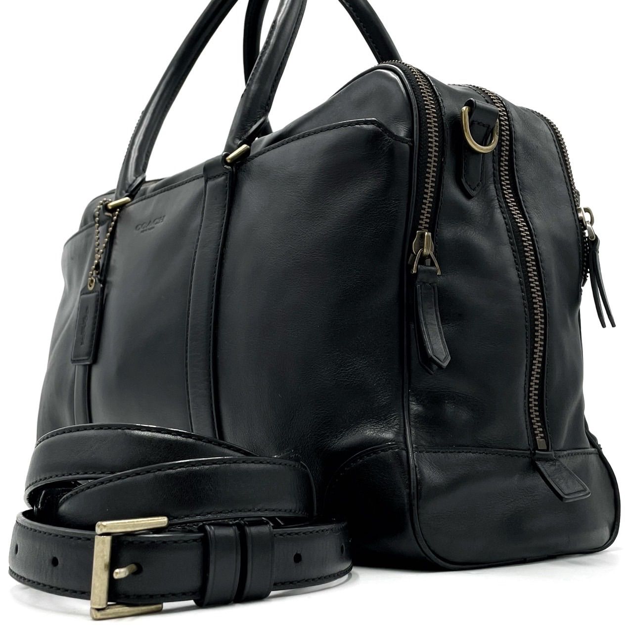 美品 コーチ レザー 2WAY ボストンバッグ ロゴ型押し チャーム付き 黒