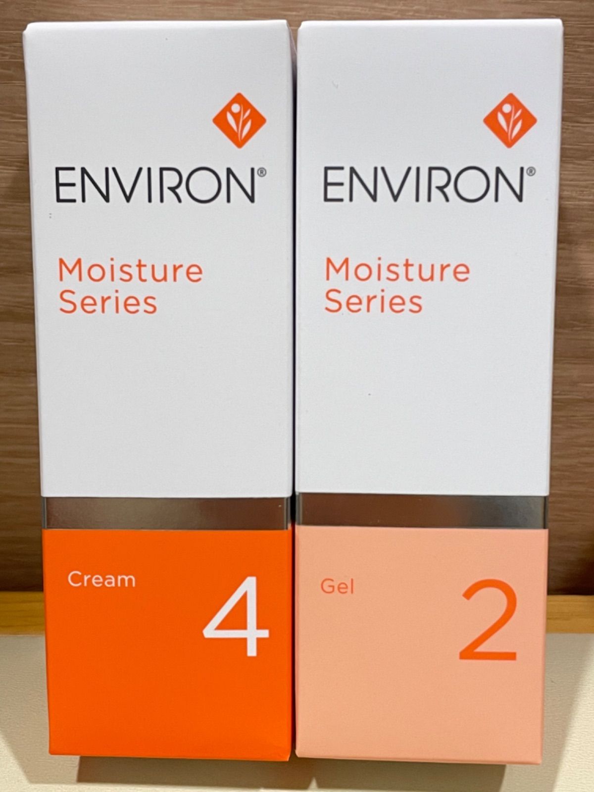 最新作お得 ENVIRON モイスチャークリーム4 ジェル2 美品の通販 by