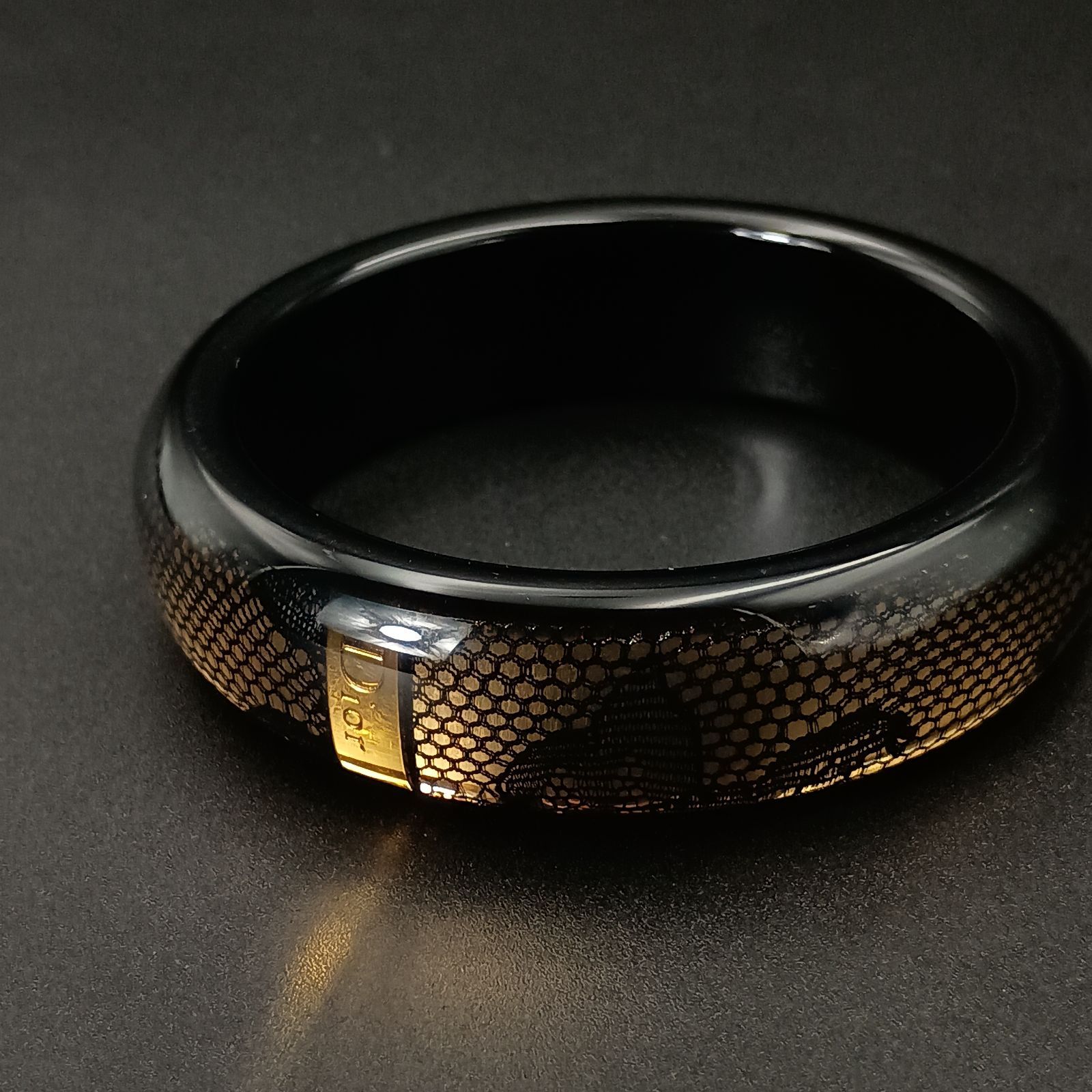 JADIOR ゴールド バングル Fusion 18kt yellow gold open bangle | Georg Jensen