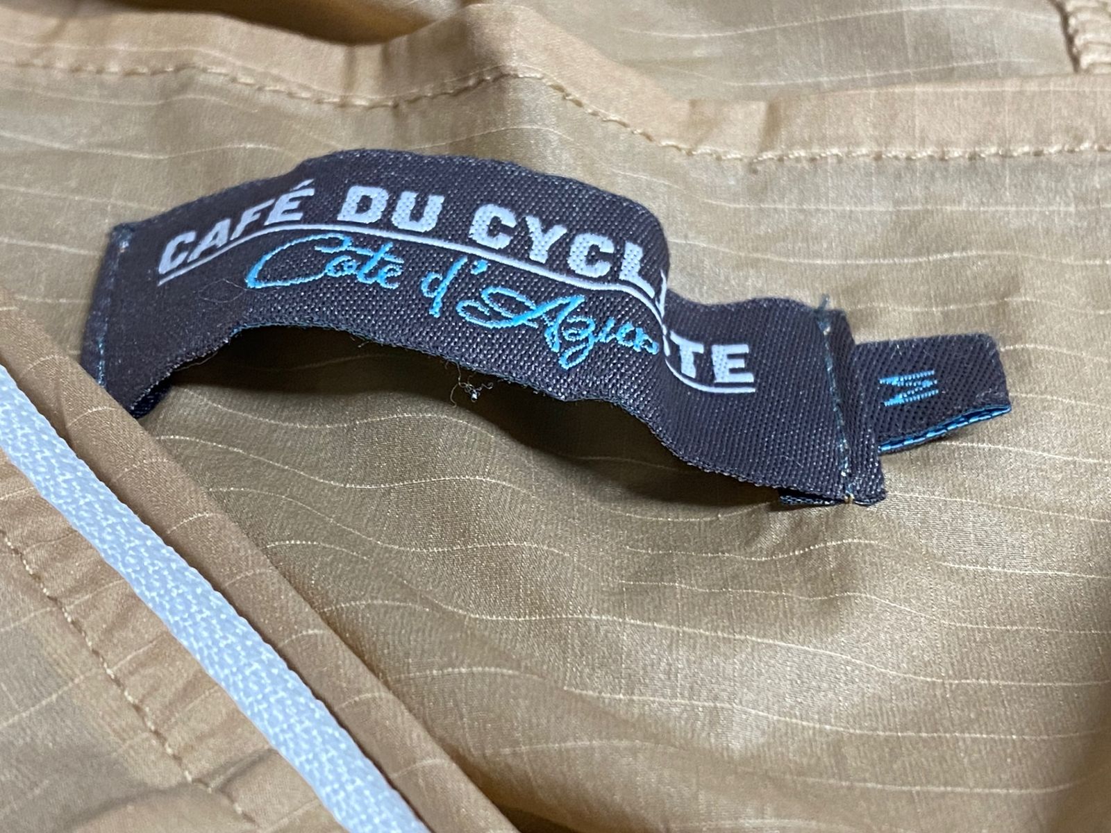 【美品】カフェドシクリステ•ウィンドブレーカー、ウィメンズ JB209 カフェドシクリステ Cafe du Cycliste ウィンドブレイカー