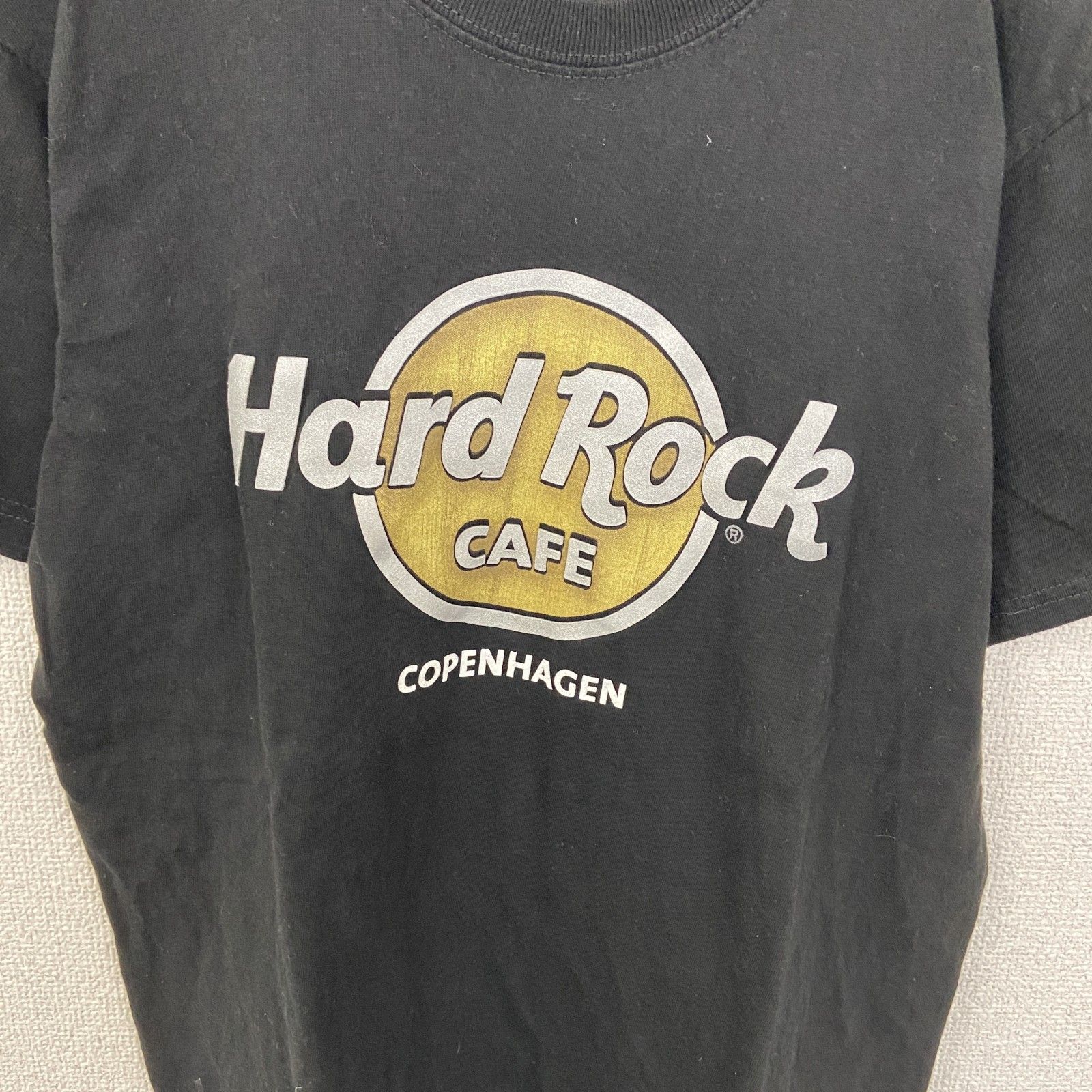 レア　ハードロックカフェ名古屋　Tシャツ　Sサイズ　ブラック　黒 古着 ハードロックカフェ Tシャツ クロス 十字架デザイン