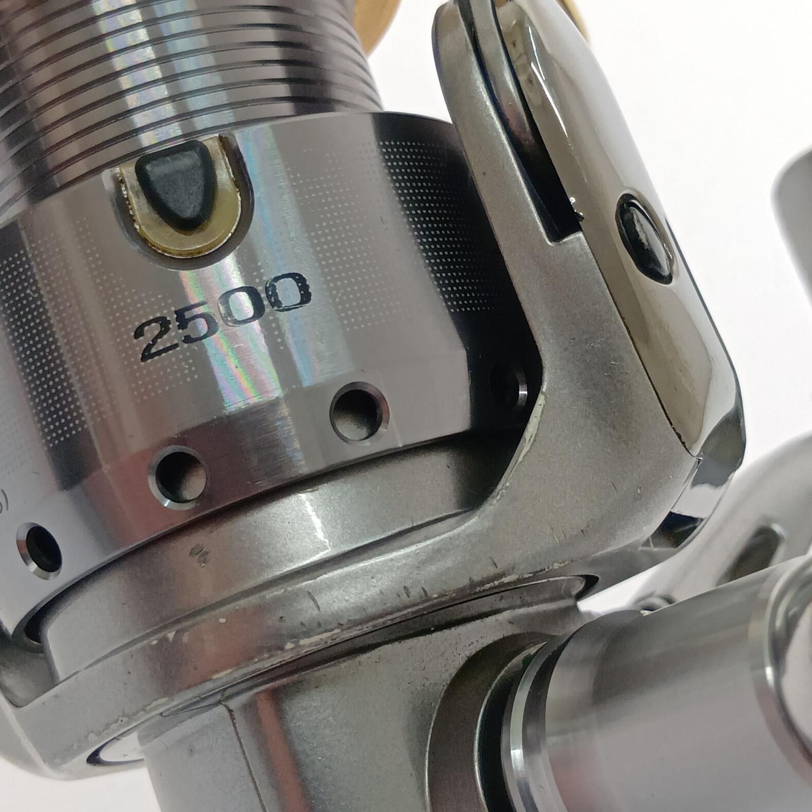□□DAIWA ダイワ スピニングリール トーナメントエアリティ