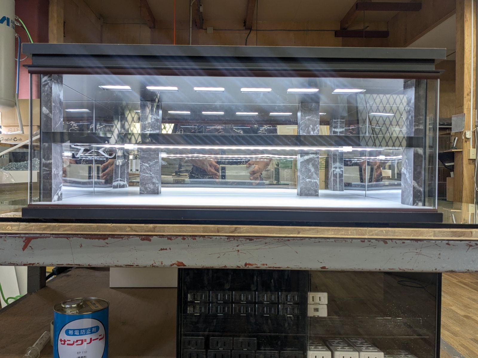 アクリルショーケース２階仕様 アクリルショーケース 2階仕様 - メルカリ