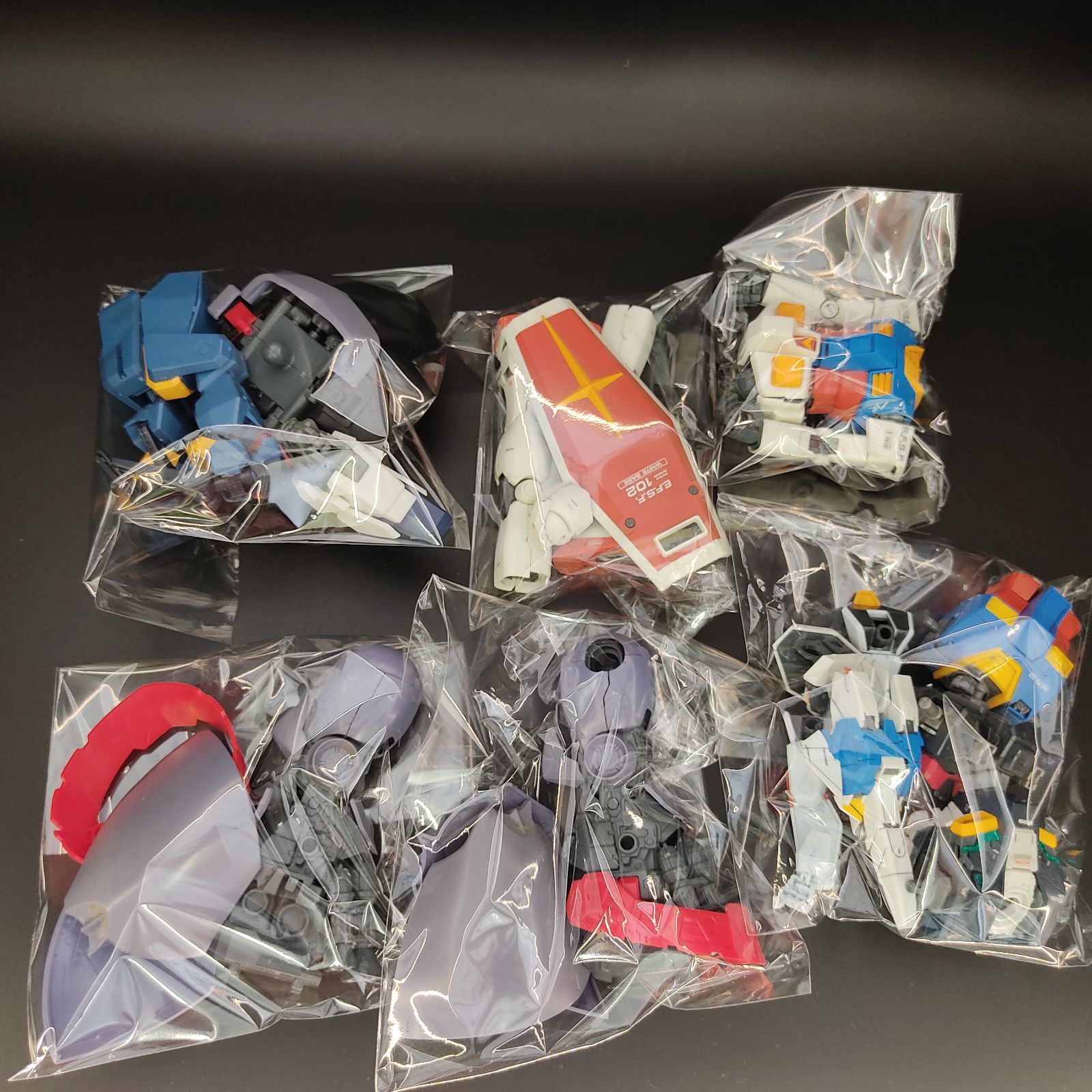 バラ売り嫌!!ガンプラその他ジャンク品 バラ売り嫌!!ガンプラその他ジャンク品 出品8/25日迄、バラ売り