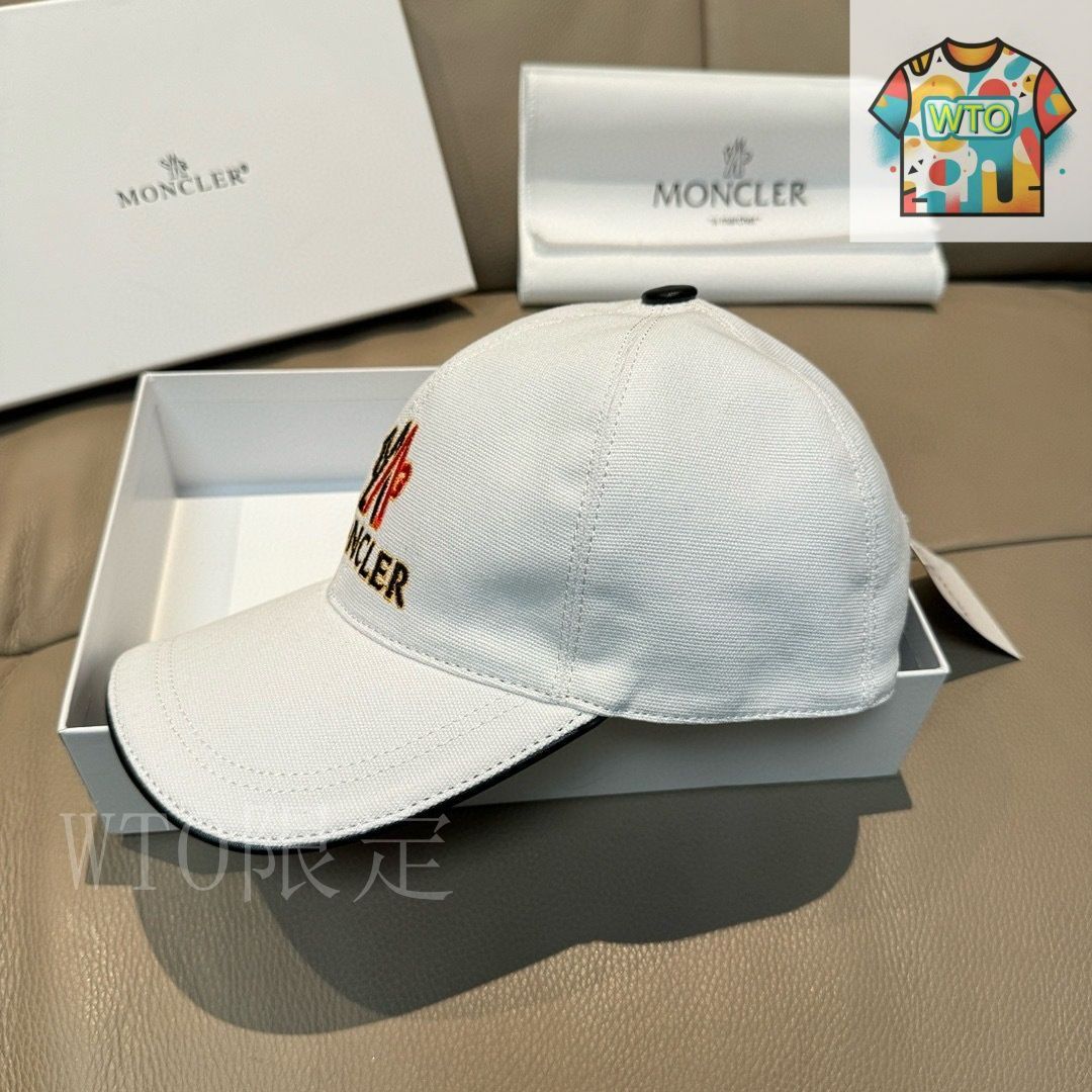 ユニセックス　数量限定★MONCLER★ロゴラメ刺しゅうベースボールキャップ MONCLER モンクレール ベースボールキャップ BASEBALL 3B00010