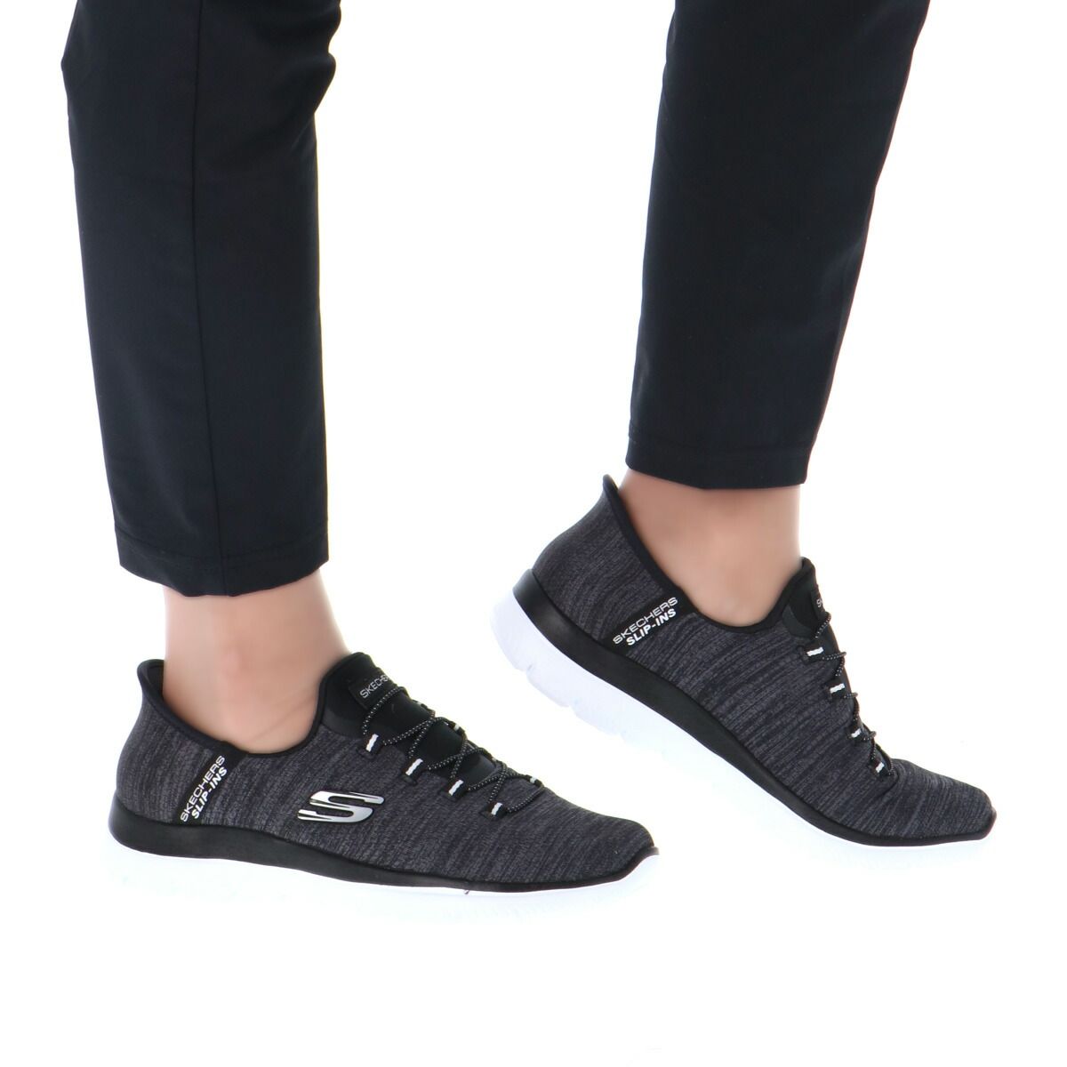 SKECHERS