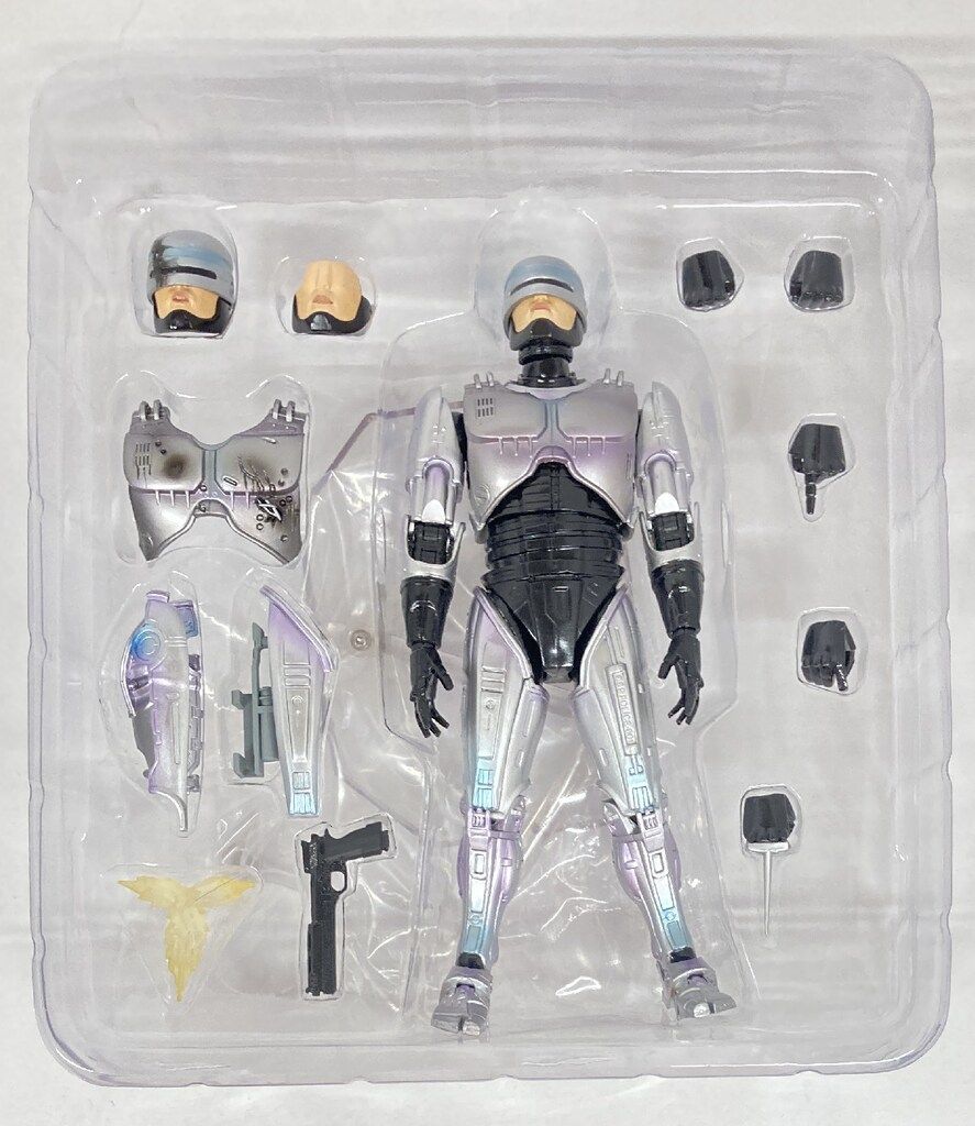 【美品】メディコムトイ MAFEX No.067 ROBOCOP MEDICOM AUTHENTIC In Scale 1/12th MAFEX ROBOCOP NO.067