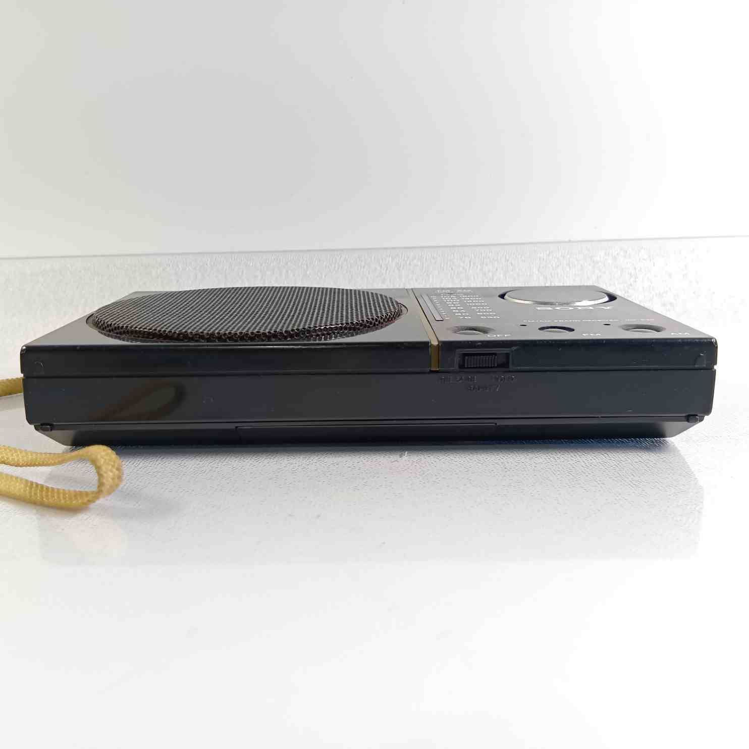 動作品　SONY ソニー ラジオ ICF-110 美品　中古　昭和　レトロ 動作品】整備品 SONY ICF-110 3バンド ラジオ 昭和レトロ ソニー