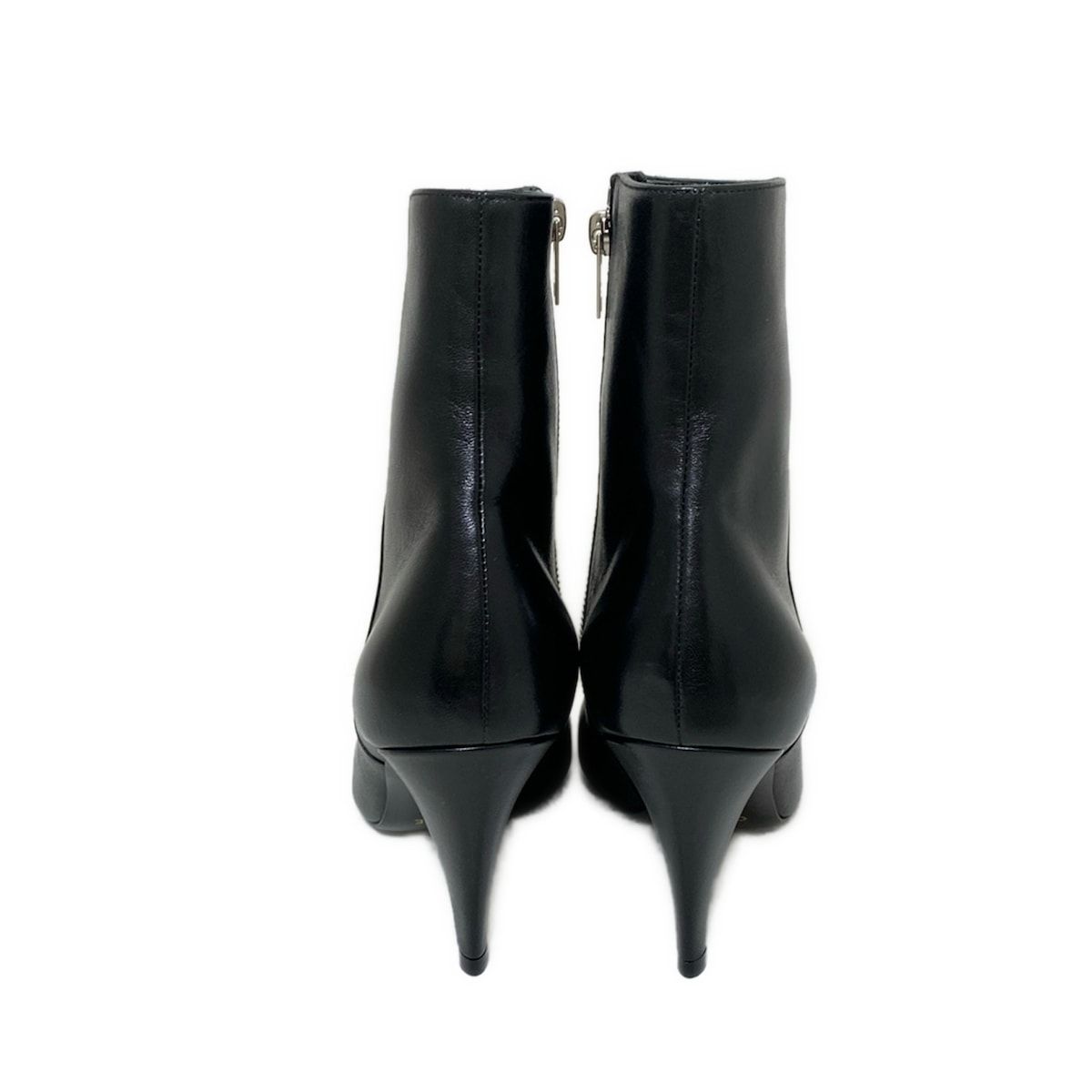 メタルトゥ レザー