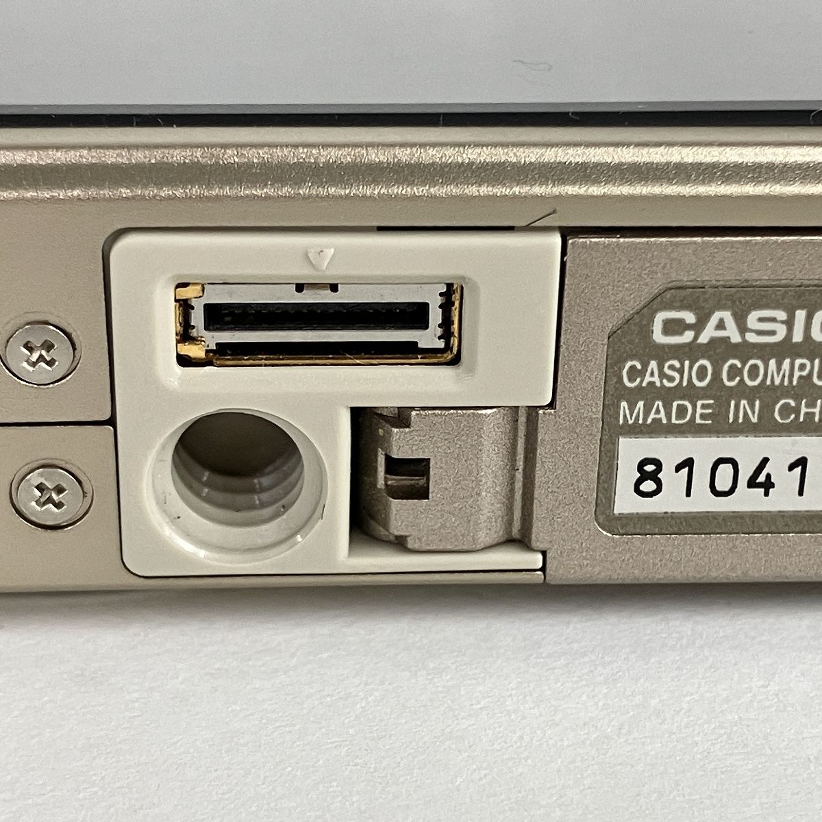 CASIO カシオ EXILIM EX-Z500 デジカメ 電池切れや失敗写真の心配いらず――カシオ「EXILIM ZOOM EX-Z500