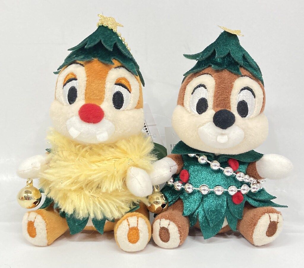 東京ディズニーシー　クリスマス　2021 ぬいぐるみバッジ　チップ＆デール ディズニー クリスマス 2021 チップとデール ぬいぐるみバッジ