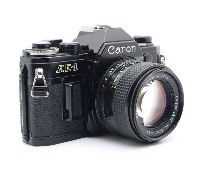 Canon AE 1 フィルム一眼レフボディ