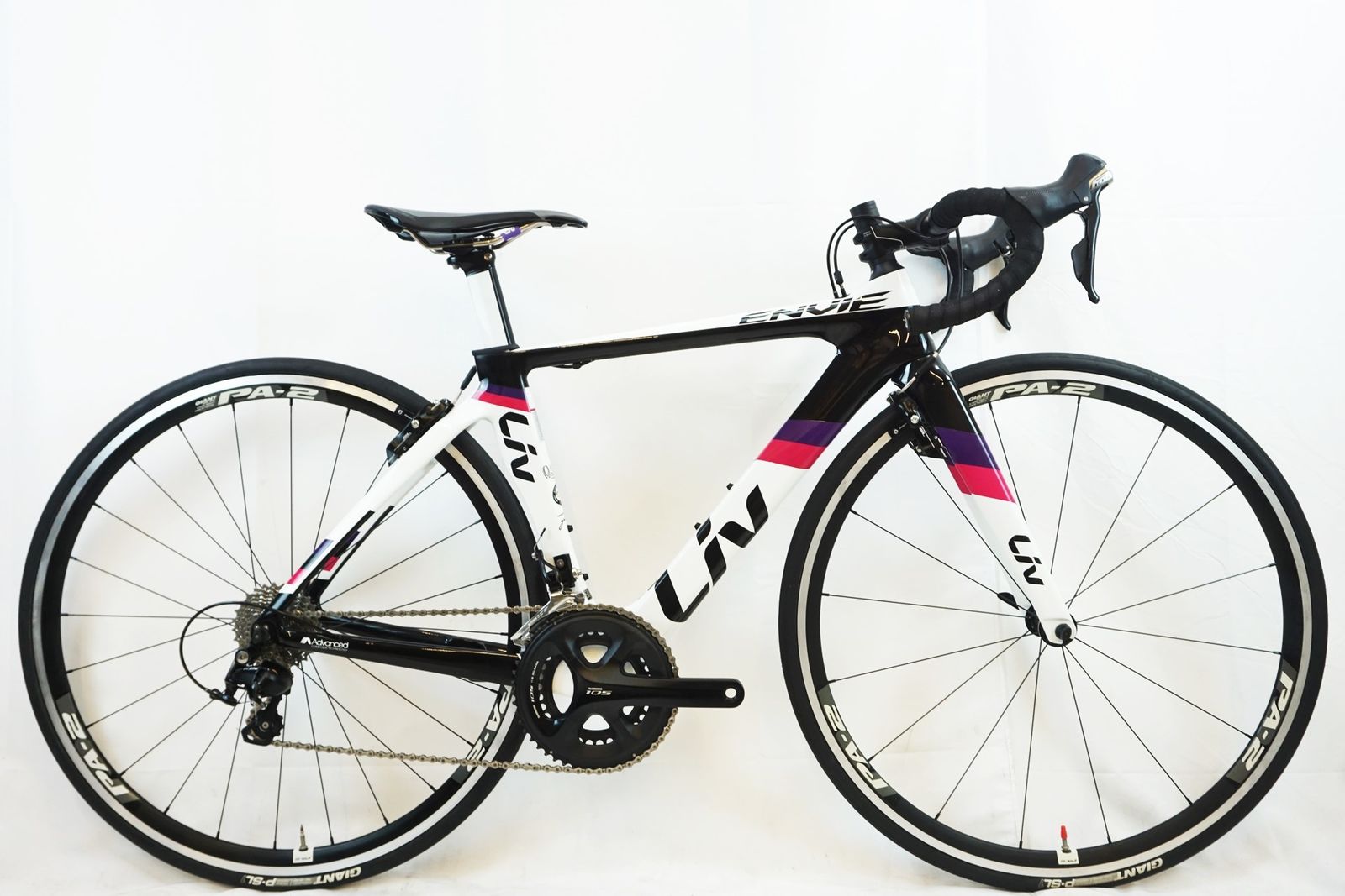 LIV ENVIE ADVANCED 2 2016年モデル GIANT 「ジャイアント」 LIV ENVIE ADVANCED 2 2016年モデル