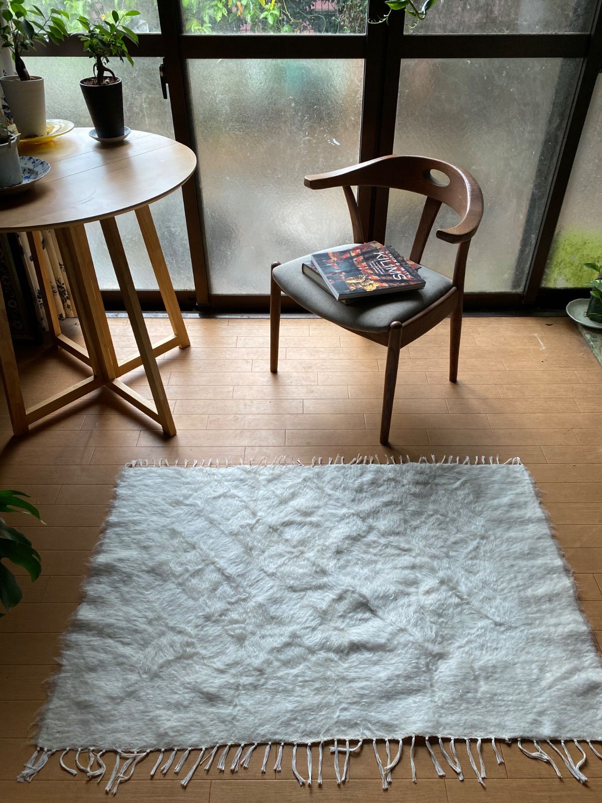 の新しい白ねシイルトバッタニイェ最後の一枚 サイズにもなる大きめの膝掛けサイズ最後一枚につき割引価格お早めに MARWIL-DEMENAGEMENTS_CH