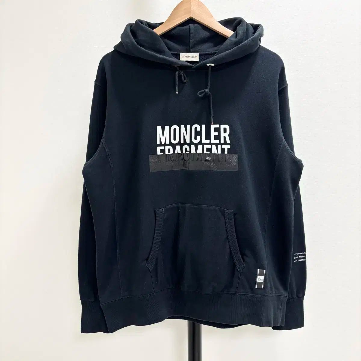 【美品】MONCLER ×FRAGMENT DESIGN 大人気コラボサイズ1 美品】MONCLER ×FRAGMENT DESIGN 大人気コラボサイズ1