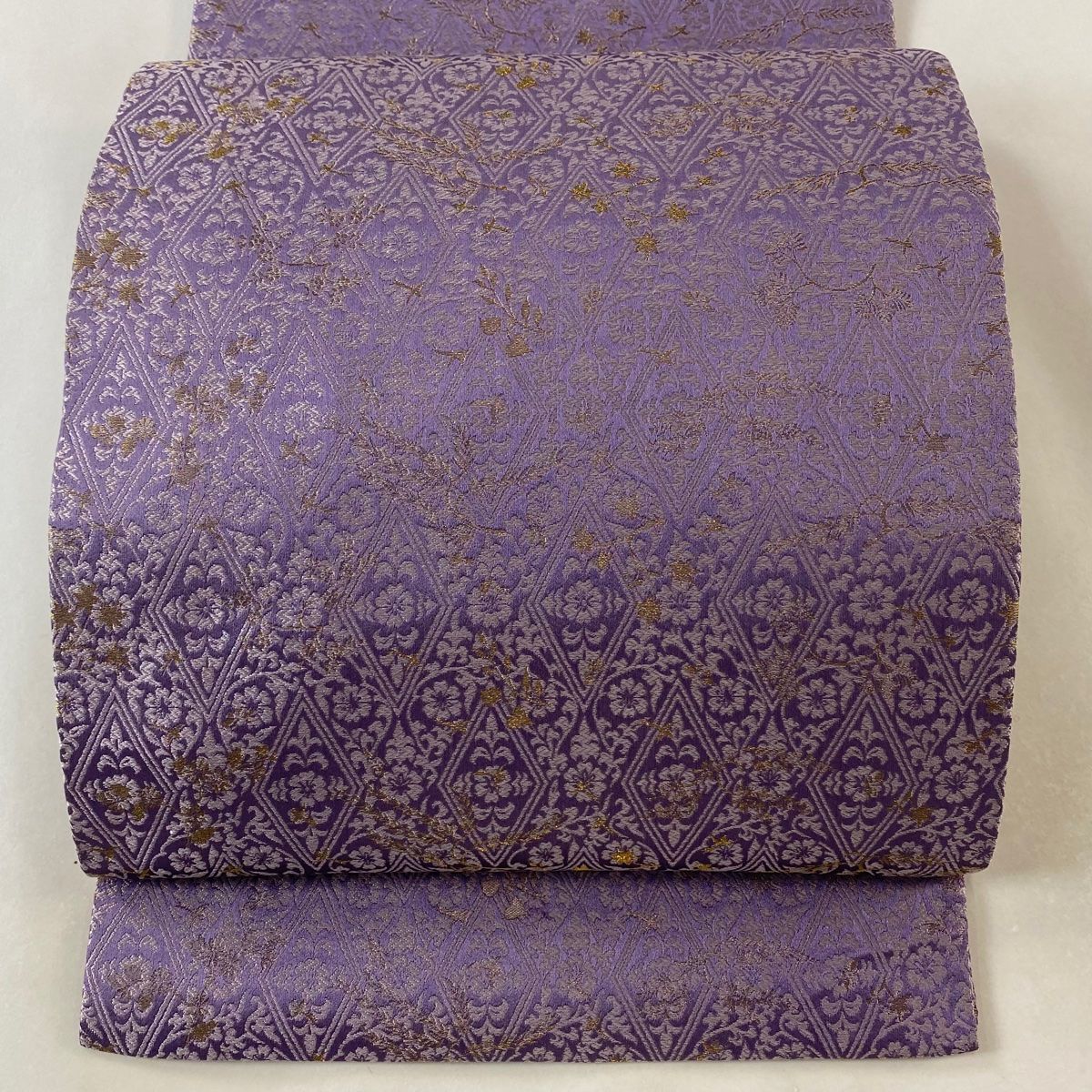 【美品】引箔地 名古屋帯 唐花文様 正絹 シック 上品 楽天市場】箔屋清兵衛「吉祥文様」七宝唐花文様 名古屋帯高島屋
