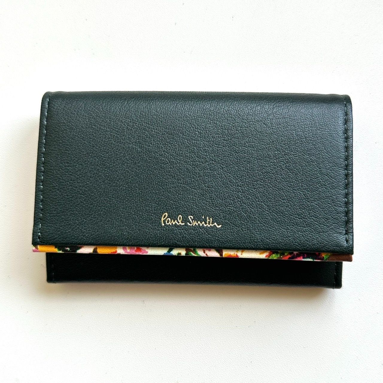 ポールスミス新品未使用 マーガレットプリントトリム 名刺入れ　ブラック ポールスミス Paul Smith 名刺入れ マーガレットプリントトリム