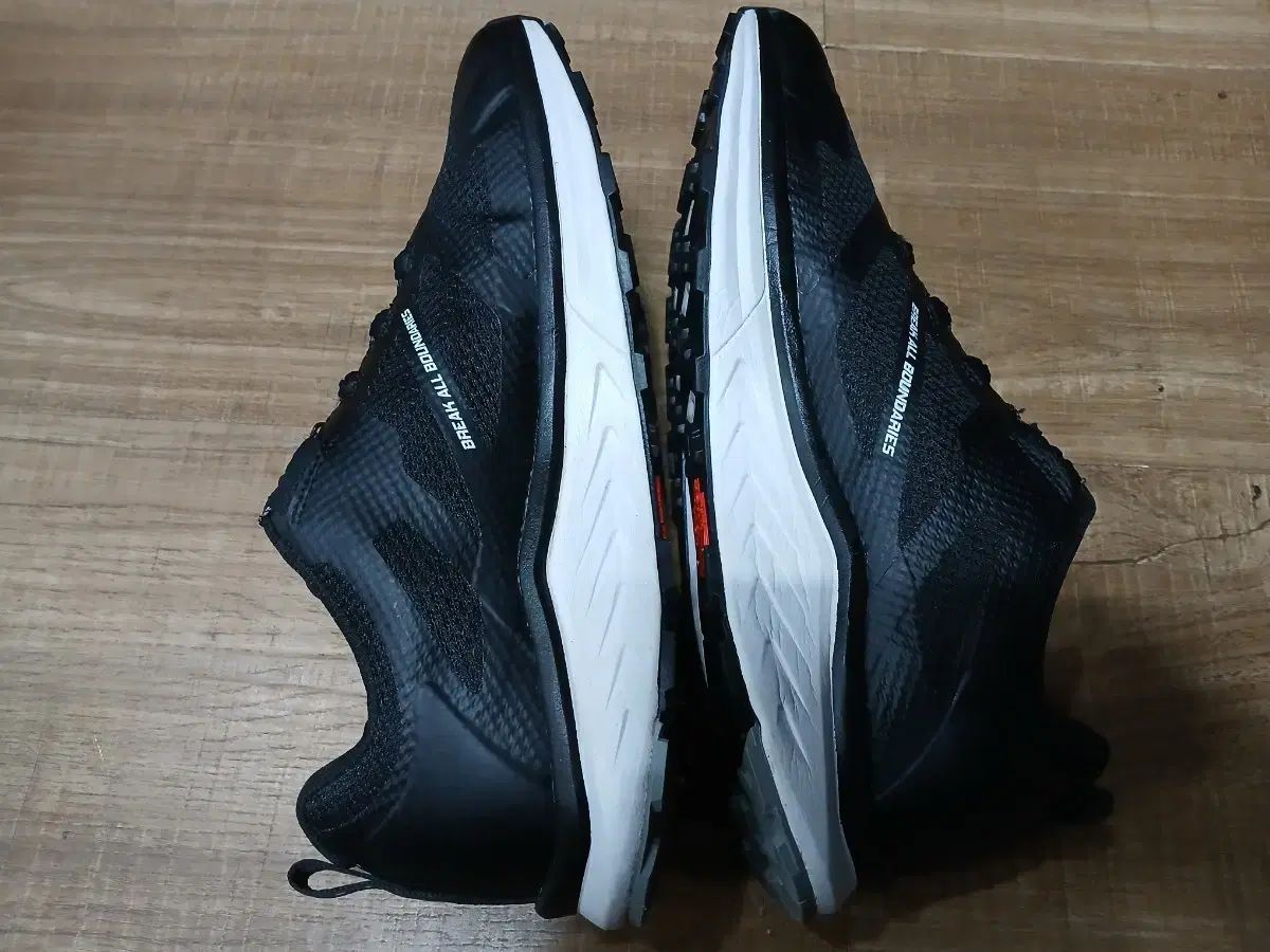 登山靴 トレッキングシューズ