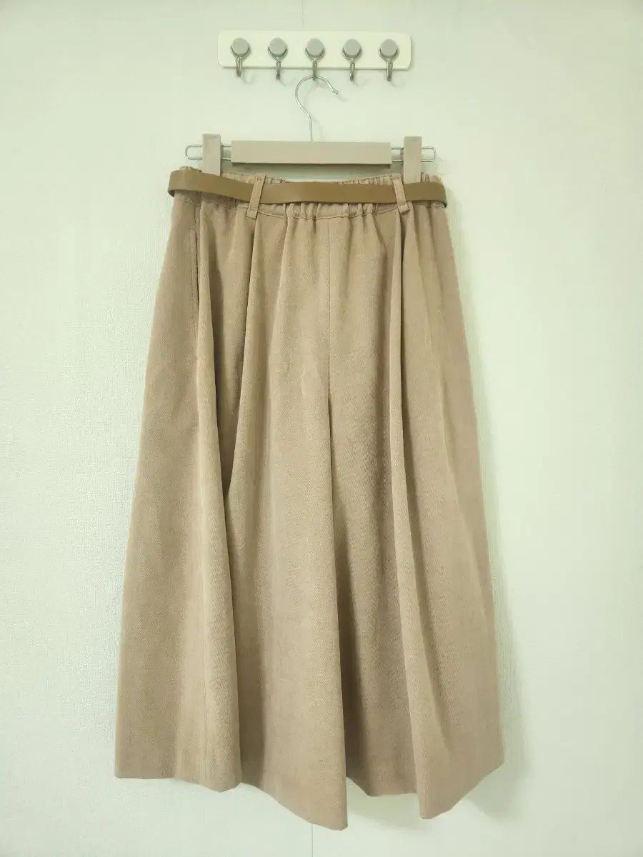 The HANDSOME>SJSJ ベルト ワイドパンツ 61-90