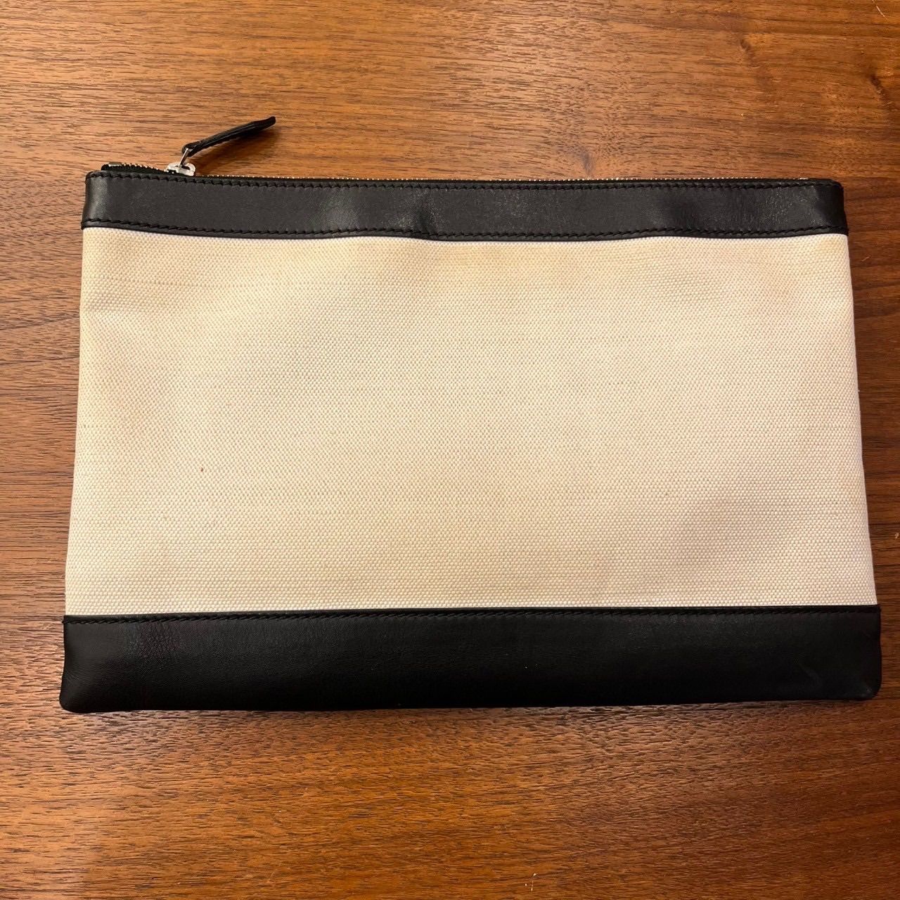 バレンシアガ BALENCIAGA クラッチバッグ ホワイト - メルカリ