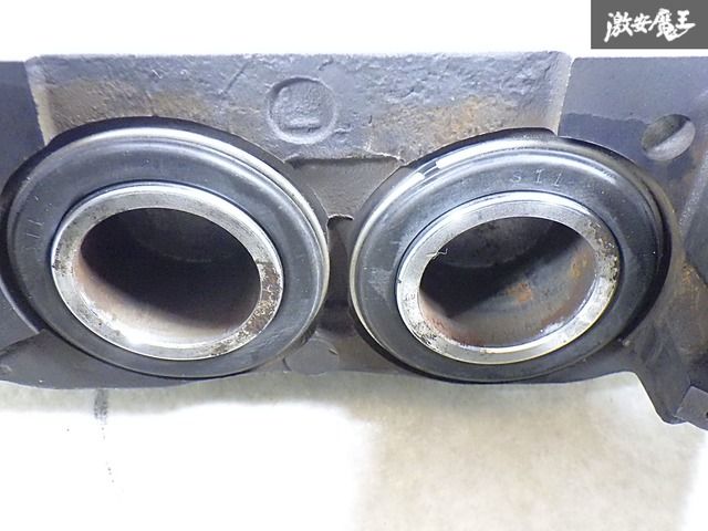 日産純正 BNR32  GT-R フロント 4POT キャリパー 左右セット 日産 純正 BNR32 スカイライン GT-R GTR フロント ブレーキ