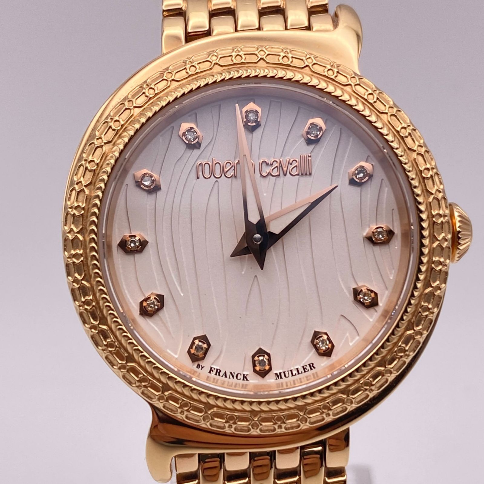 ロベルトカヴァリ Roberto Cavalli クオーツ 電池式 2L028 12Pダイヤ  