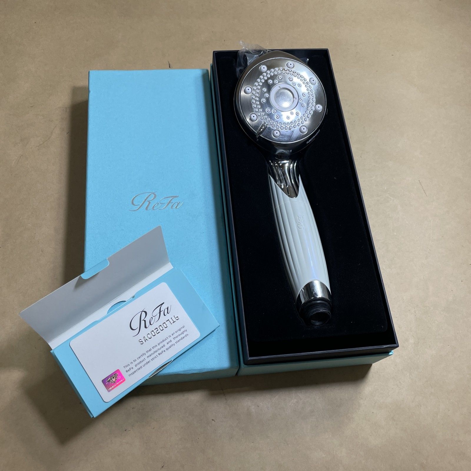 Refa リファ その他雑貨 ファインバブル ピュア シャワーヘッド ギャランティーカード付属 RS-AM 箱入 現状品 0.6kg