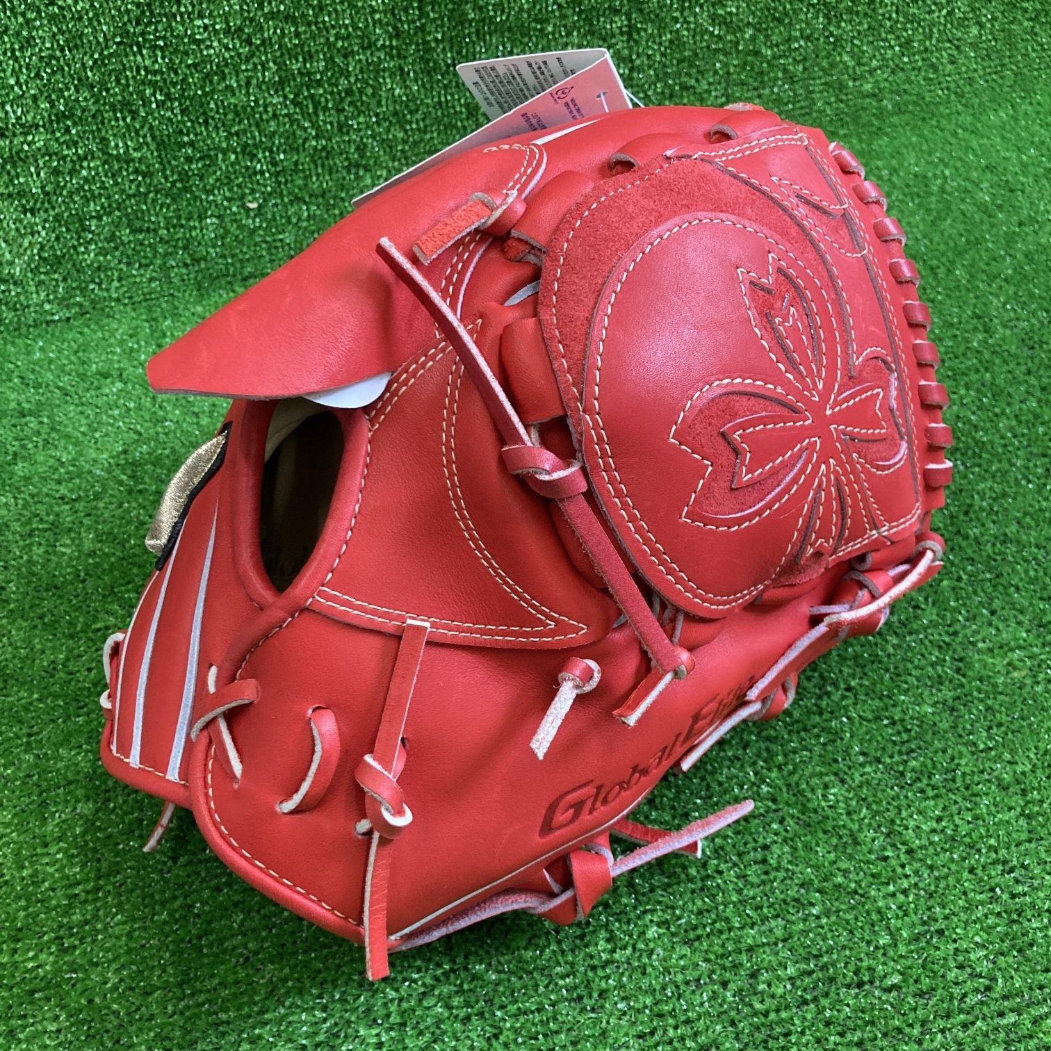ミズノ:右投げ用:硬式用グラブ:投手用:サイズ11:色:ラディッシュ